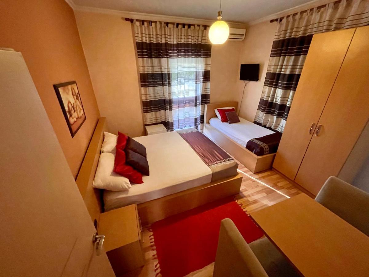 Algo Hotel Тирана Экстерьер фото