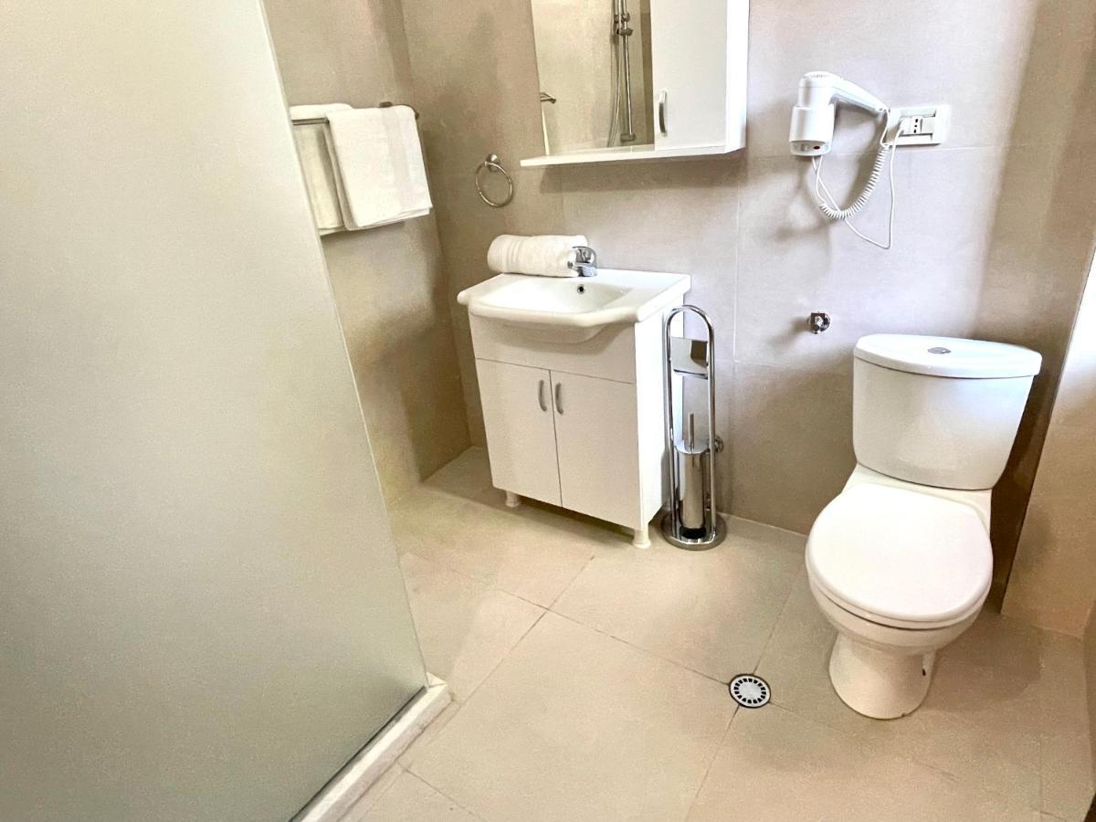 Algo Hotel Тирана Экстерьер фото